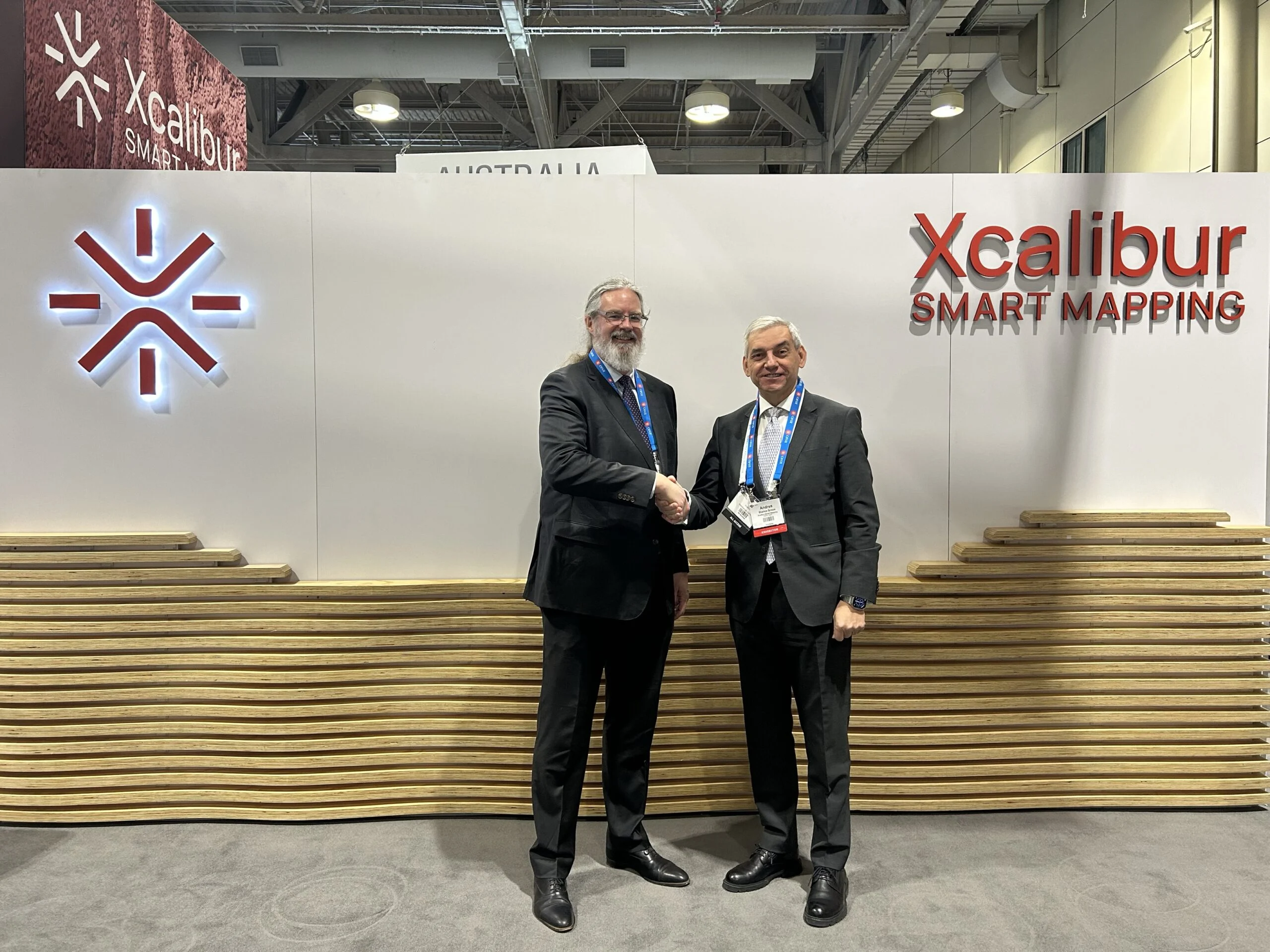 Stephen Reford y Andrés Blanco en las oficinas de Xcalibur Smart Mapping
